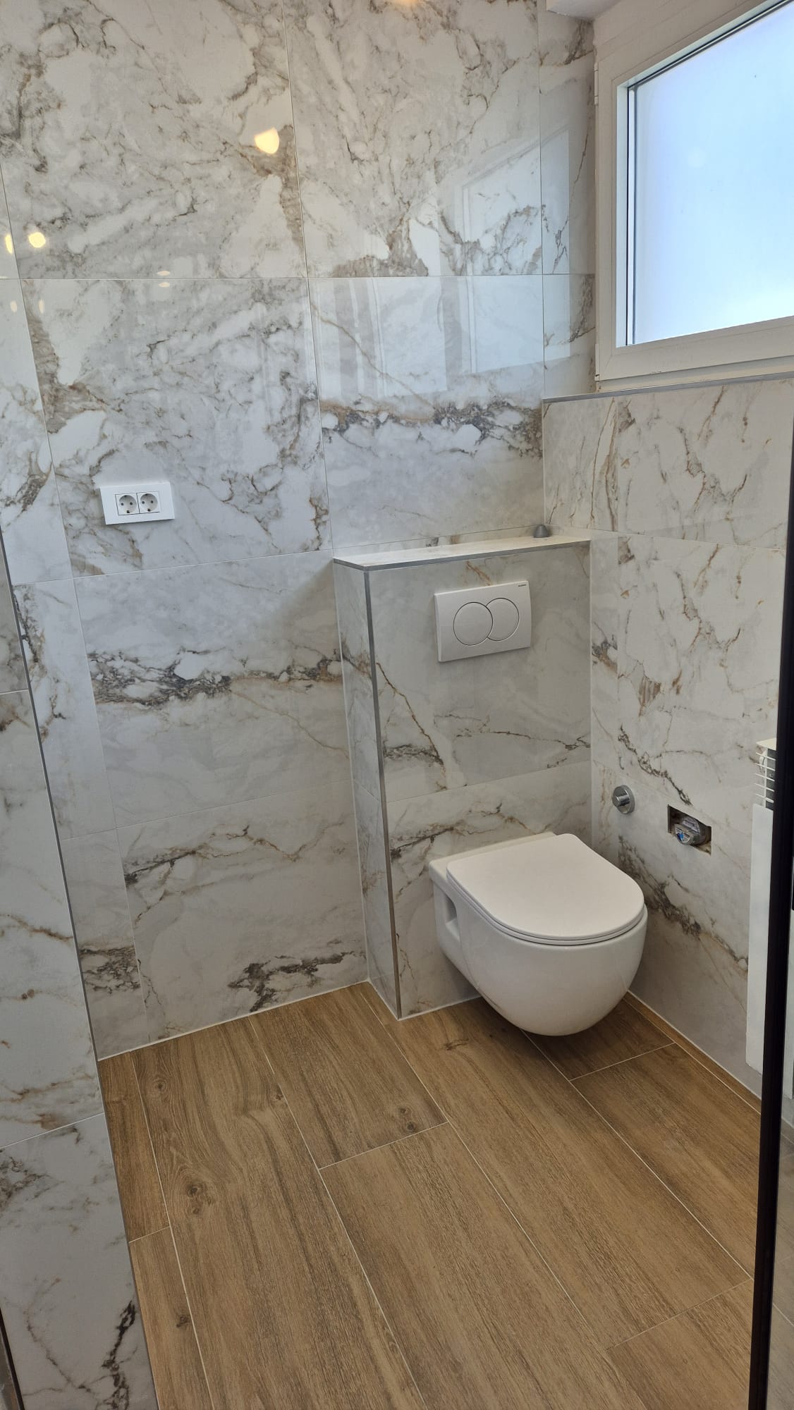 Viseća WC školjka Zagreb – Geberit ugradnja